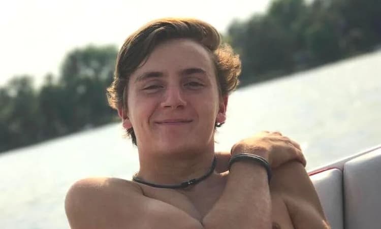 Bystander Killed in Minneapolis Shooting Was Set to Graduate College Hours Later