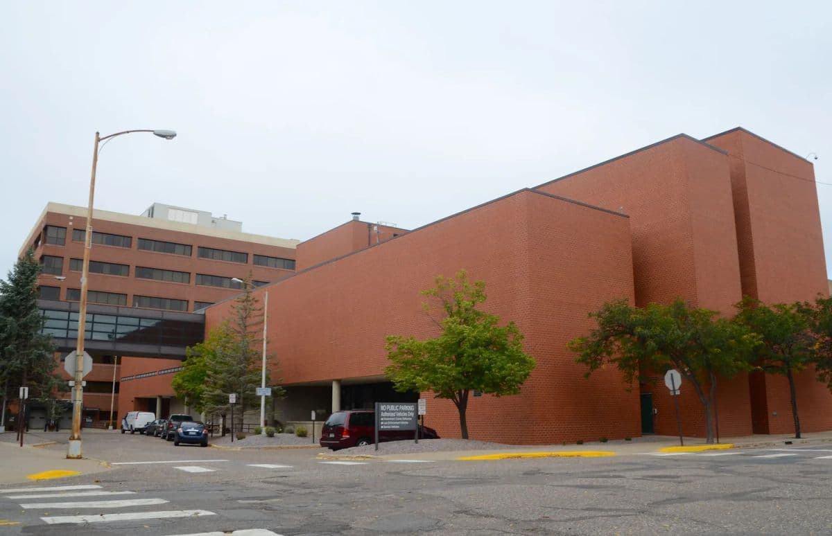 Inmate Dies After Collapsing at Anoka County Jail