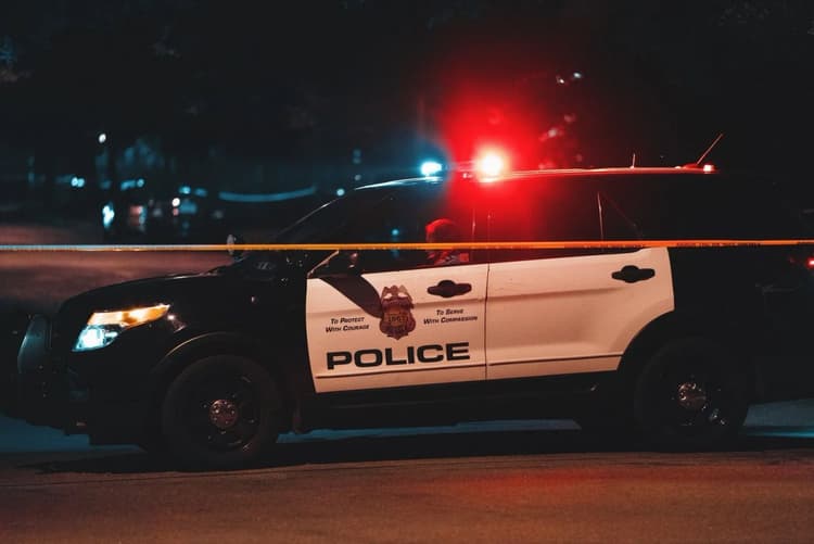 Late-Night Gunfire Leaves Man Dead in Minneapolis Alley