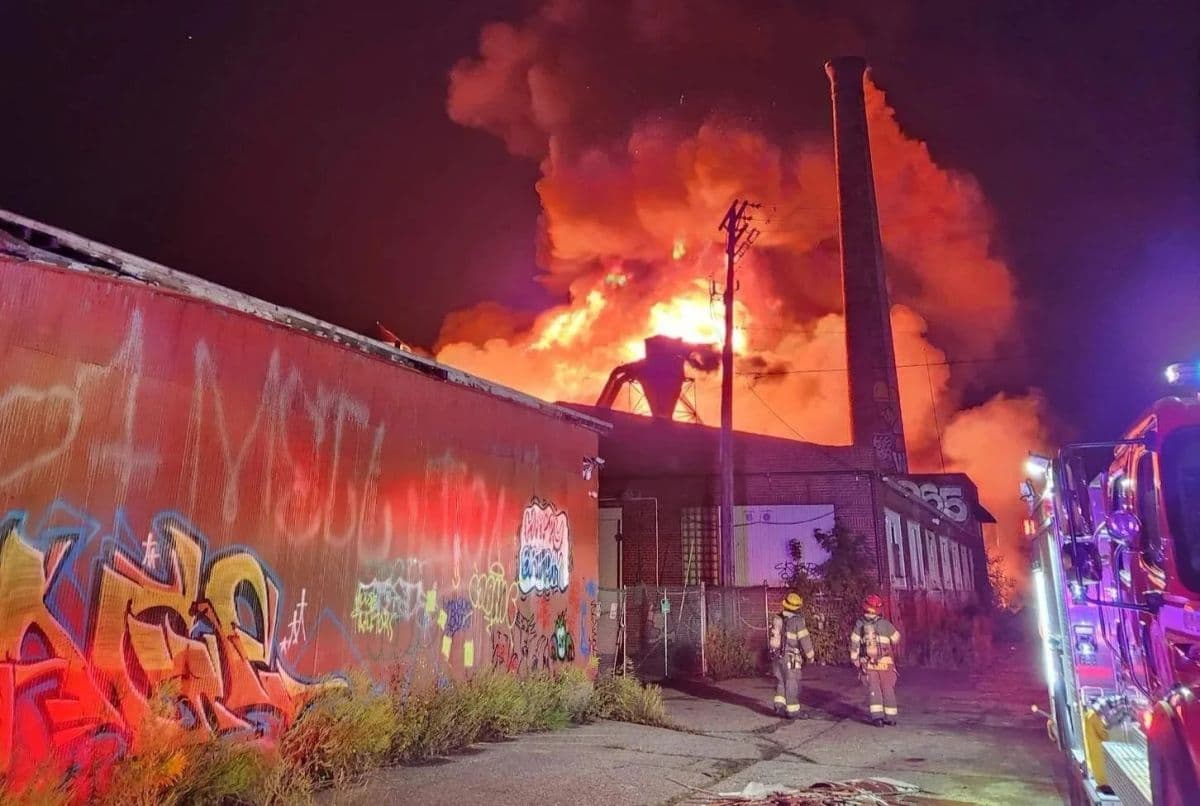 Massive Fire Destroys 4 Buildings in Northeast Minneapolis