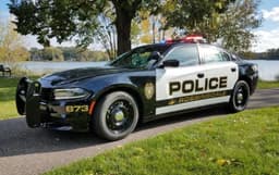 Robbinsdale Officer, 2 Others Hurt in Early Saturday Crash
