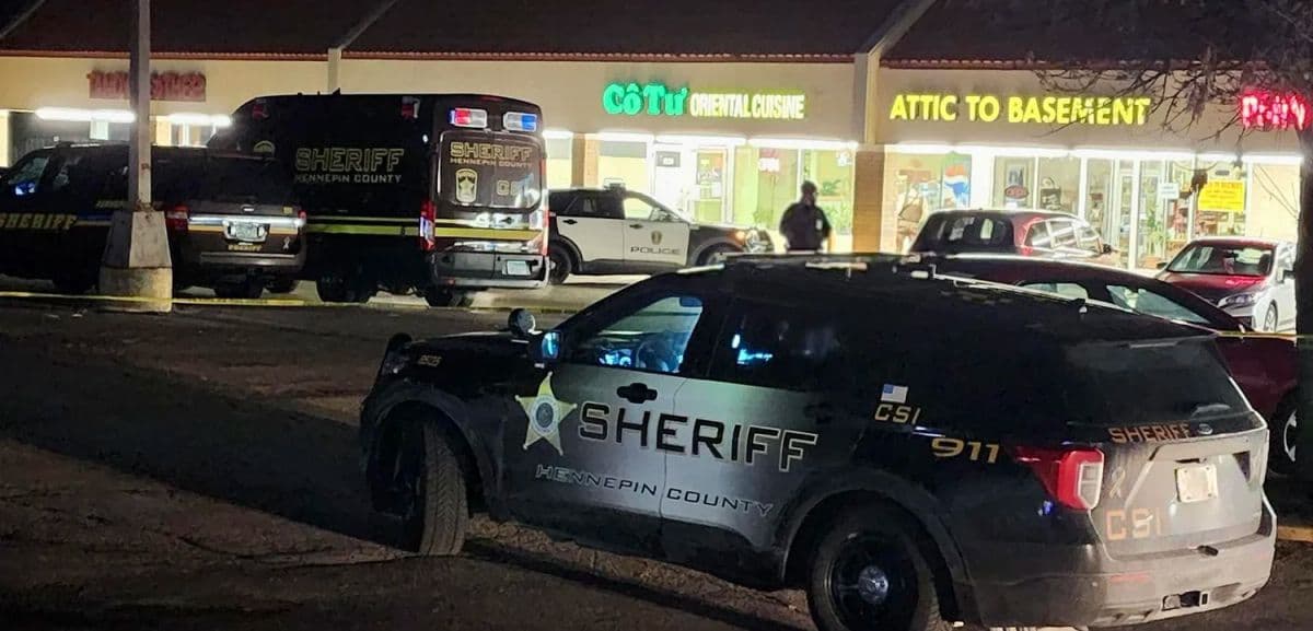 Shooter Kills Customer, Injures Server in Bloomington Restaurant