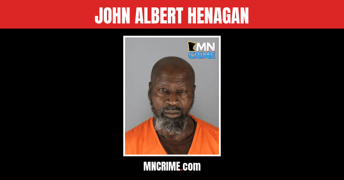 Man Charged After Knife Chase on Minneapolis Sidewalk