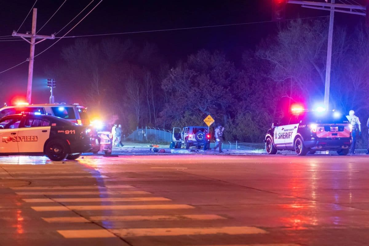 Serious Crash Requires Dive Team Callout in Arden Hills